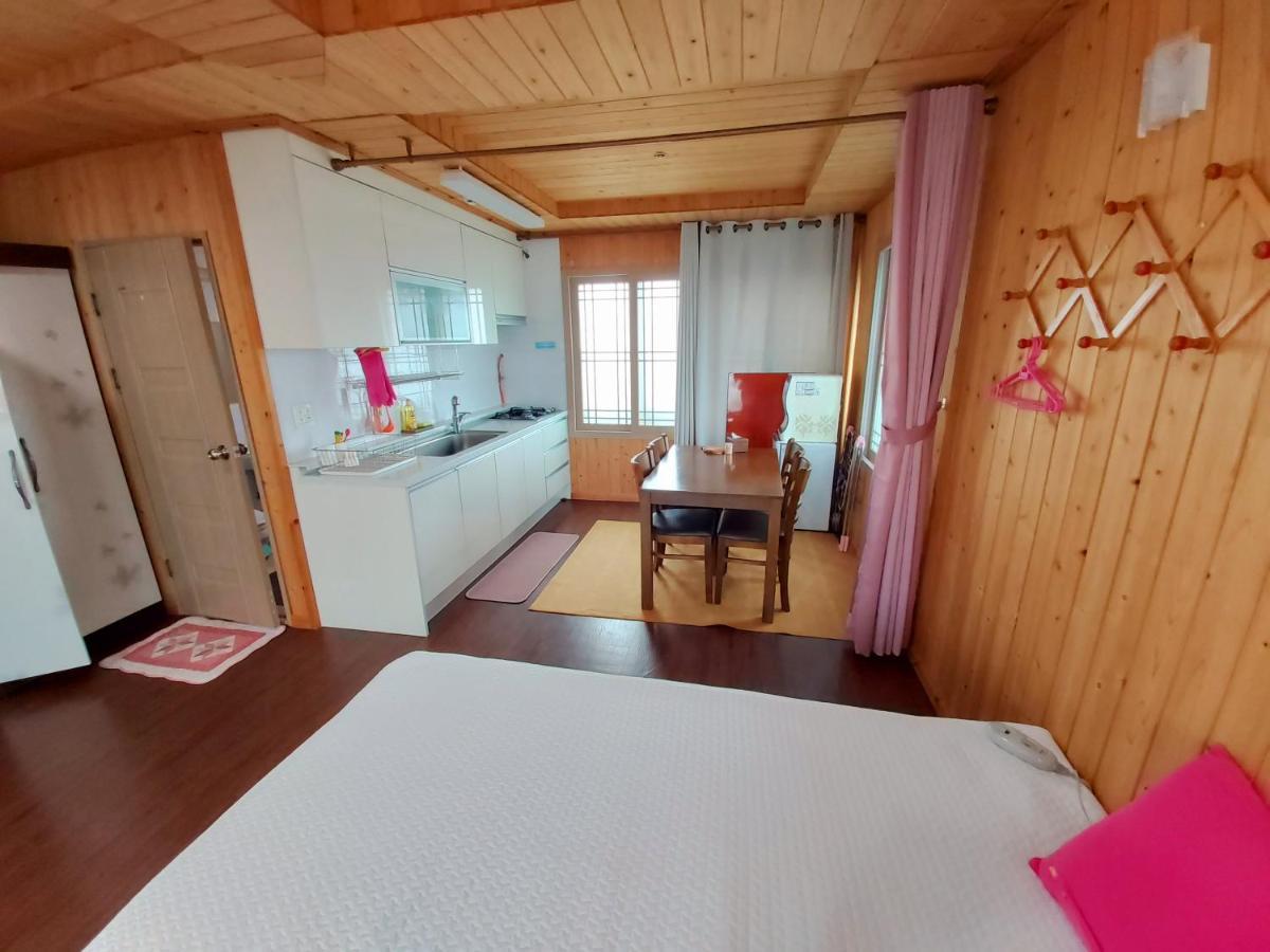 Feeling Good House Hotel Jeju Exterior photo
